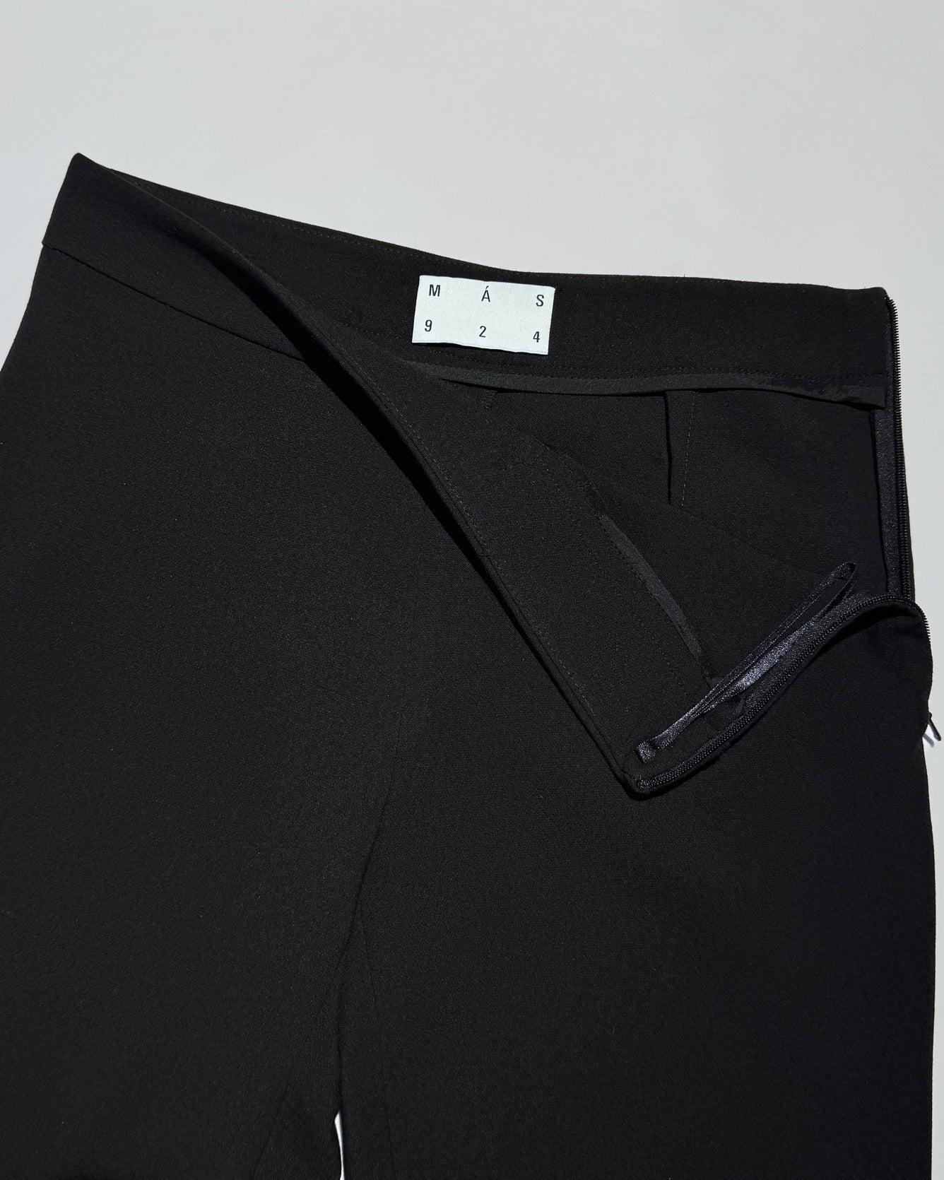 Capri trousers