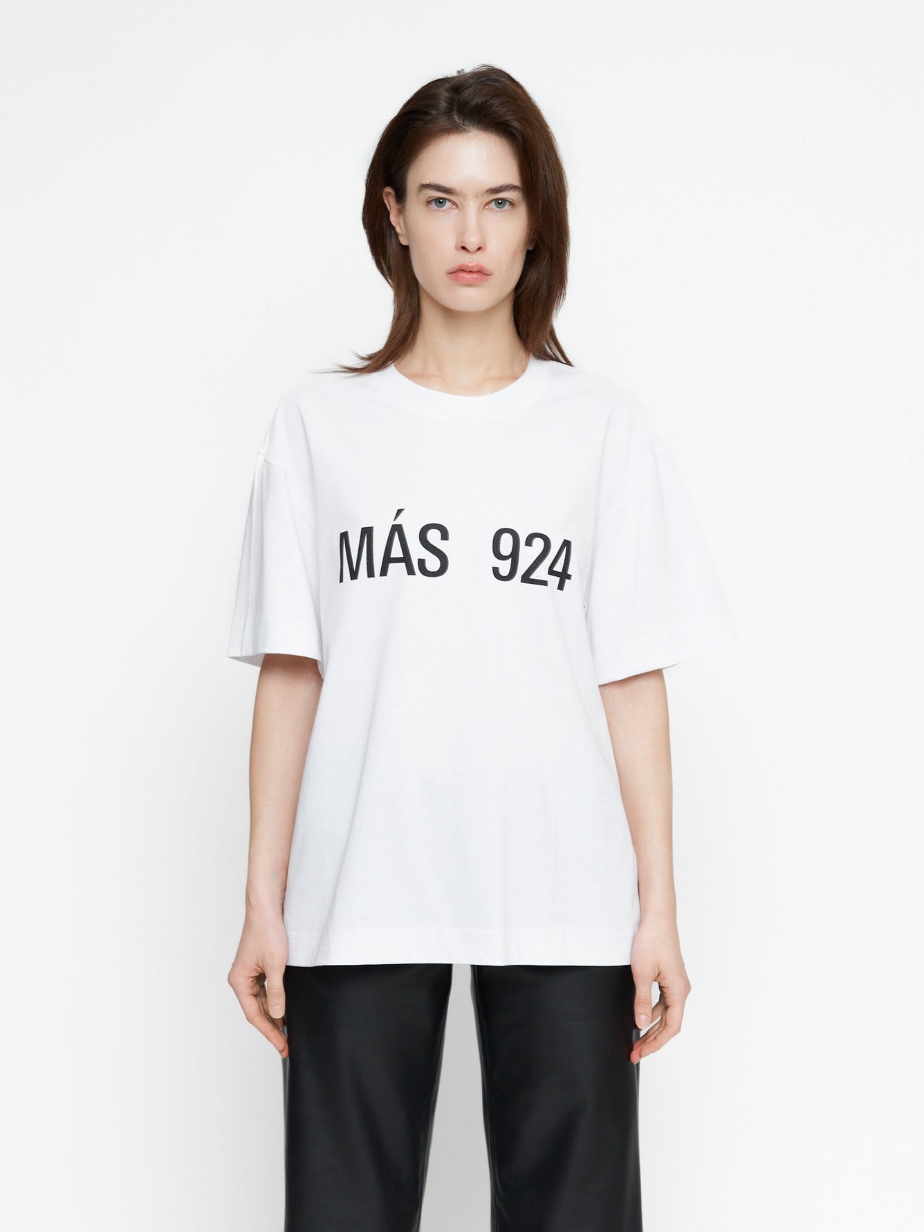 Balti logo marškinėliai